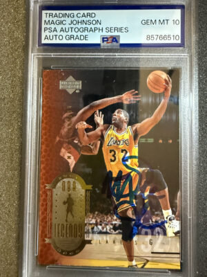 2000 Upper Deck  G Magic Johnson Auto on Card PSA 10